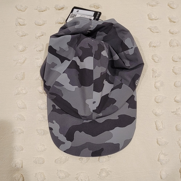 Lululemon Fast and Free Run Hat - Picture 3 of 7